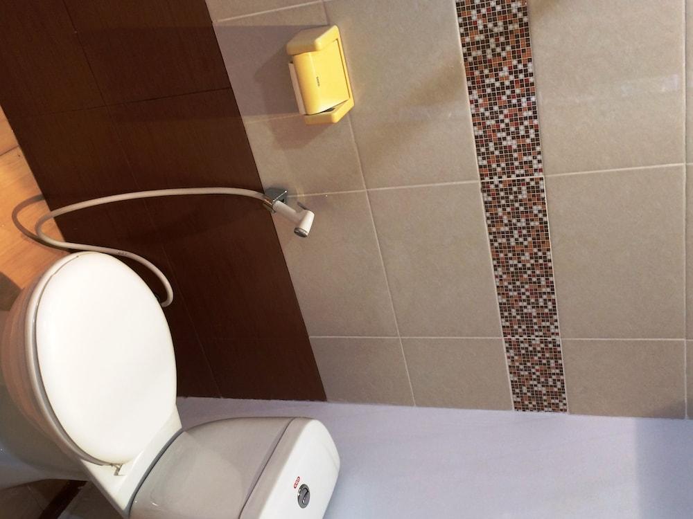 Sri Ratu Hotel Legian Eksteriør billede
