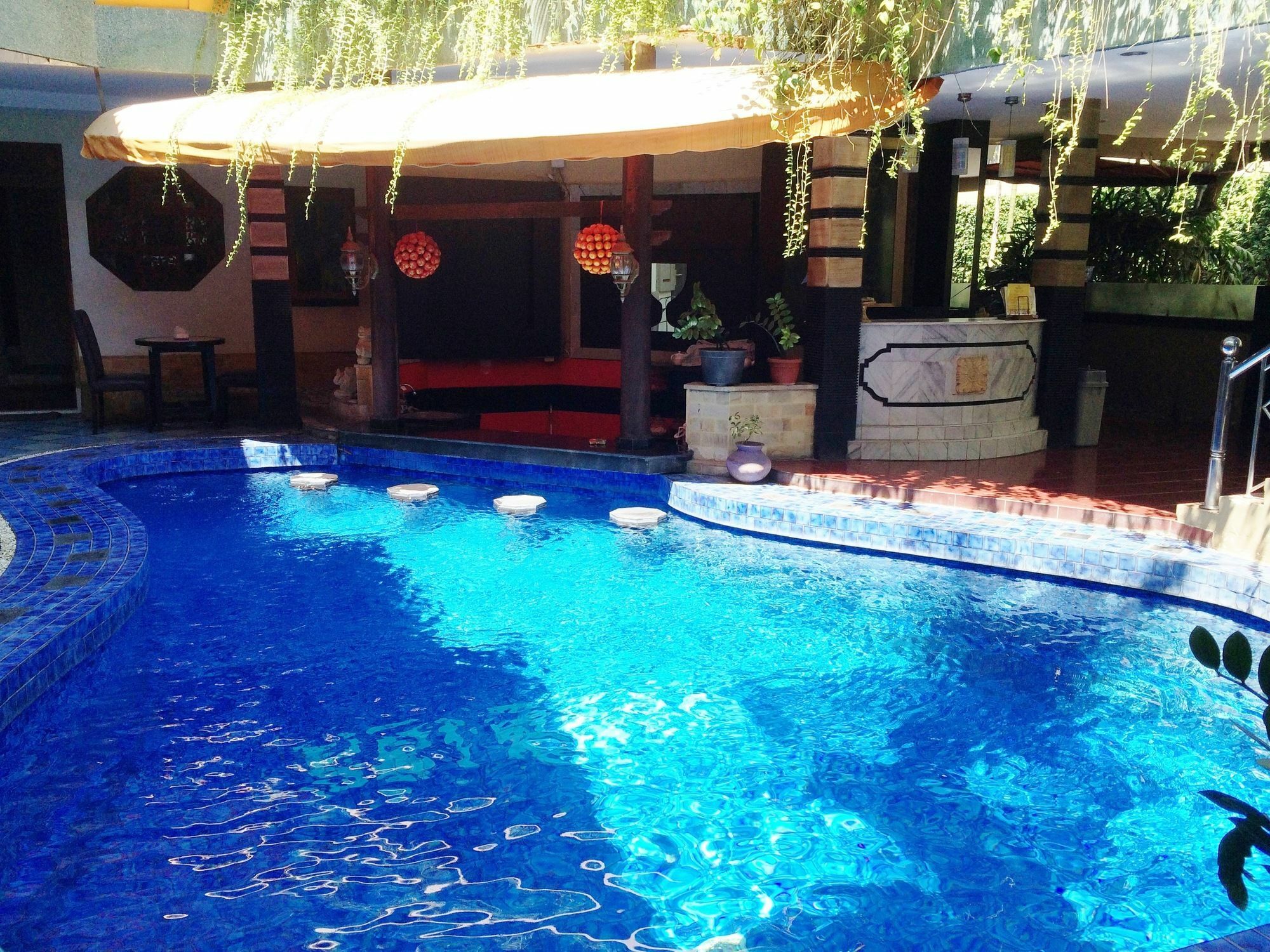 Sri Ratu Hotel Legian Eksteriør billede