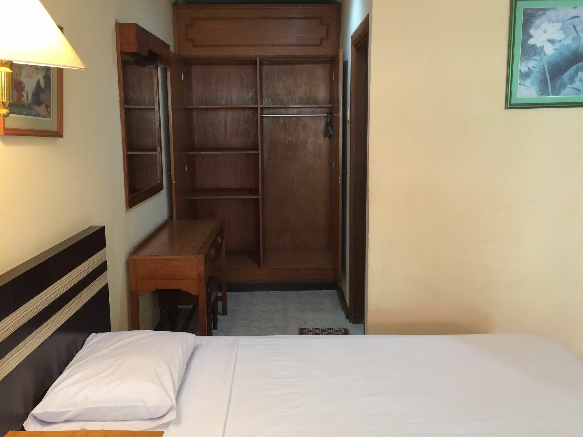Sri Ratu Hotel Legian Eksteriør billede